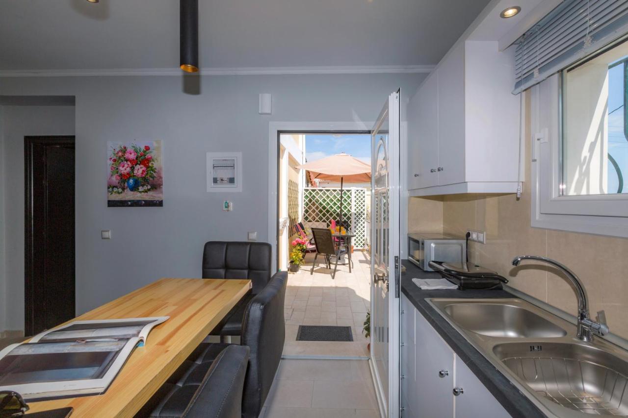 Borts Apartment Corfu  ภายนอก รูปภาพ